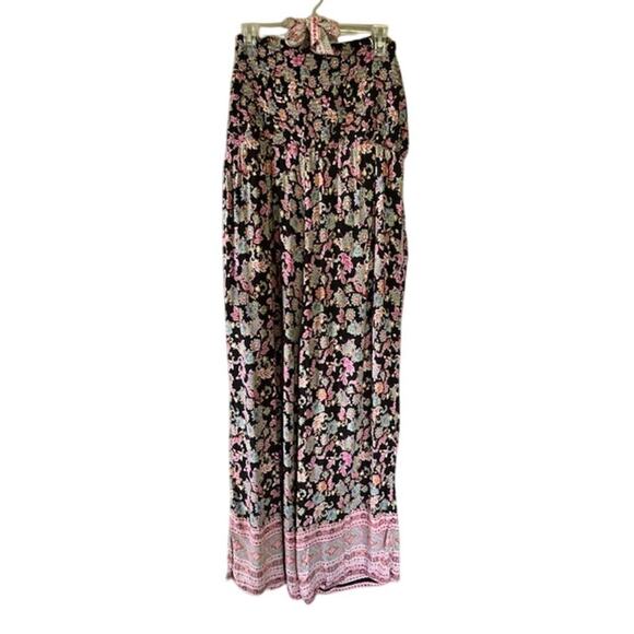 White Birch 2X Boho Floral Halter Wide-Leg Jumpsuit Smocked Bust, Built-In Bra - Picture 5 of 9